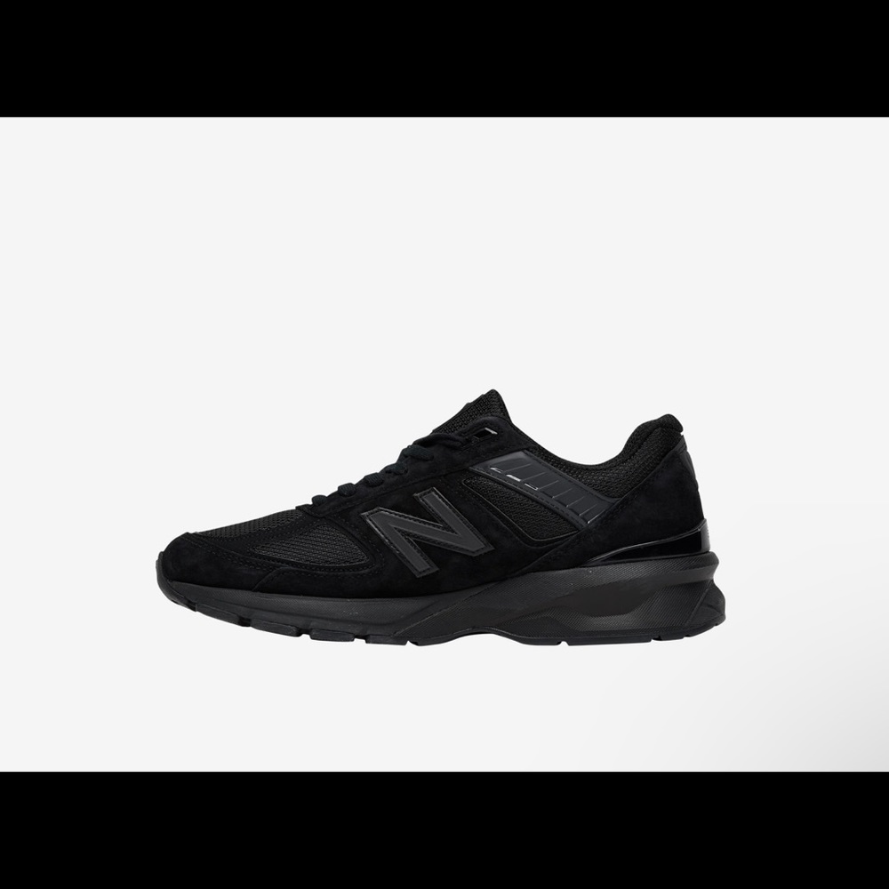 New Balance 990 V5